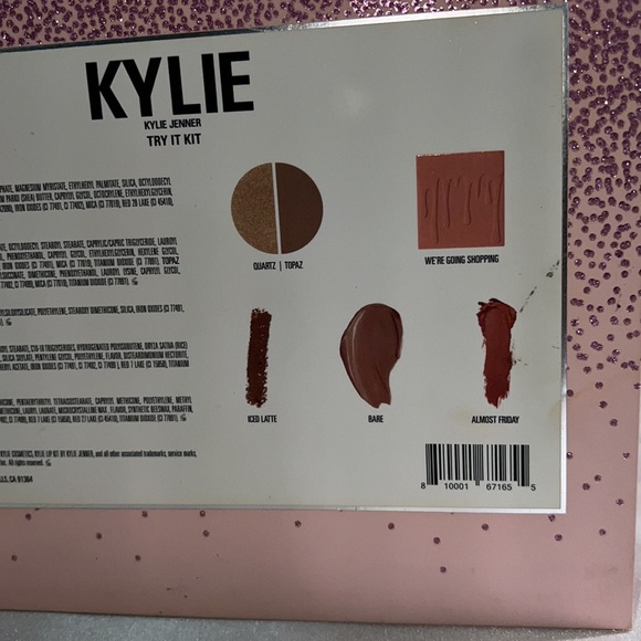 Kylie Cosmetics Try It Kit - Picture 2 of 4
